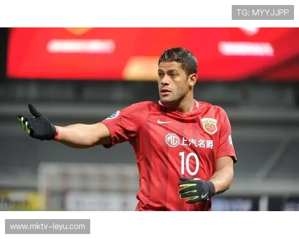 胡尔克再成焦点：巴西强力前锋状态回暖