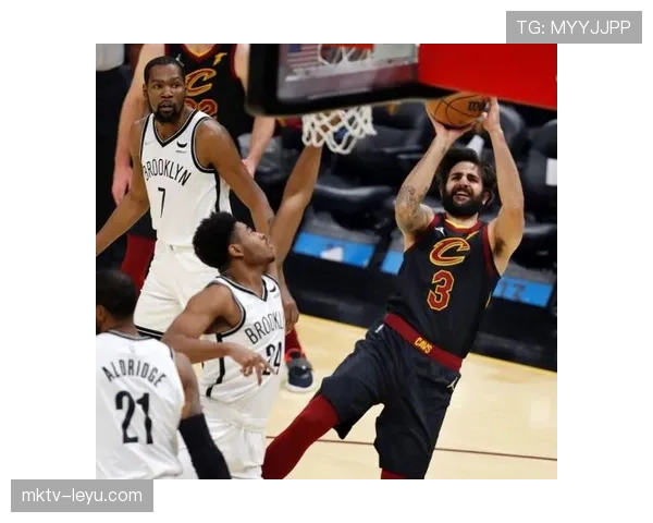 拉波尔特关键发挥助球队逆转取胜，领袖气质闪耀全场