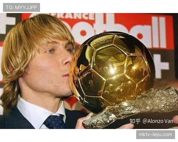 博斯克战术体系引领新潮流：精确布局与团队协作重塑现代足球格局